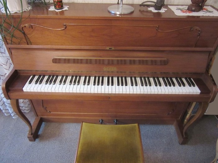 Geyer - Piano droit - Piano