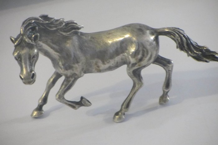 hest, signert Cerreti - .800 sølv - Italia - Andre halvdel av 1900-tallet
