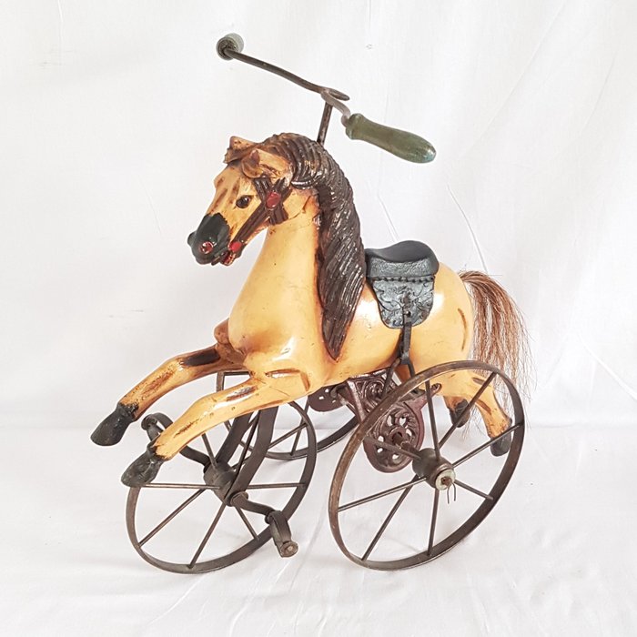 Antiek houten paard op driewieler fiets - Drewno, Żelazo (odlew/kute)