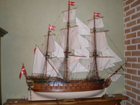 Bateau de guerre Dano-Norvegien (Norske Love 1765) , Schiffsmodell - Holz - Ende des 20. Jahrhunderts