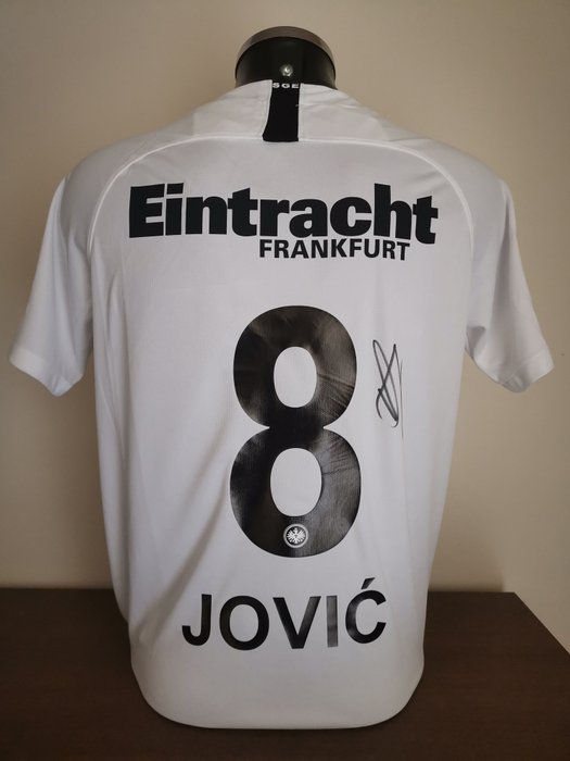 jovic frankfurt jersey