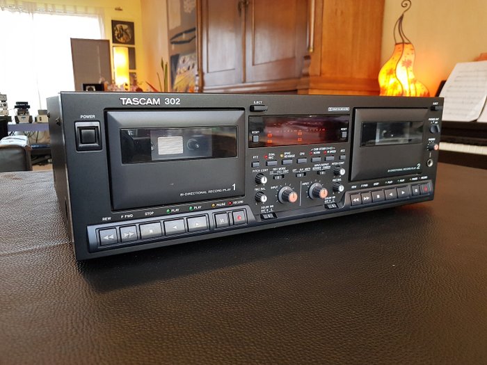 Tascam - 302 - top (dubbel) cassettedeck