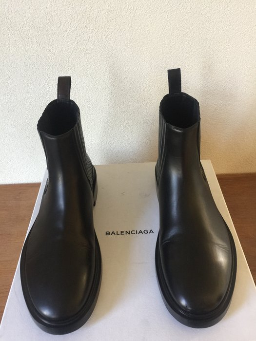 Balenciaga - Chelsea boots Boots - Catawiki