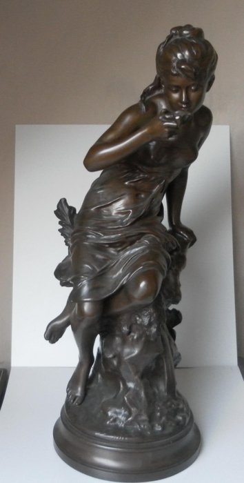 Mathurin Moreau (1822-1912) - intitulé "La Source" - sur une base pivotante, Sculpture (1) - Bronze - Californie. 1880