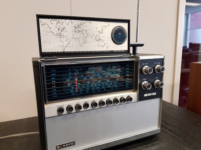 Koyo Solid State - KTR-1664 BFO - Rádio recetor universal