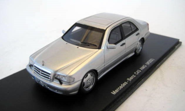 Spark - 1:43 - Mercedes-Benz C43 AMG (W202) Silver - 独家经典系列模特