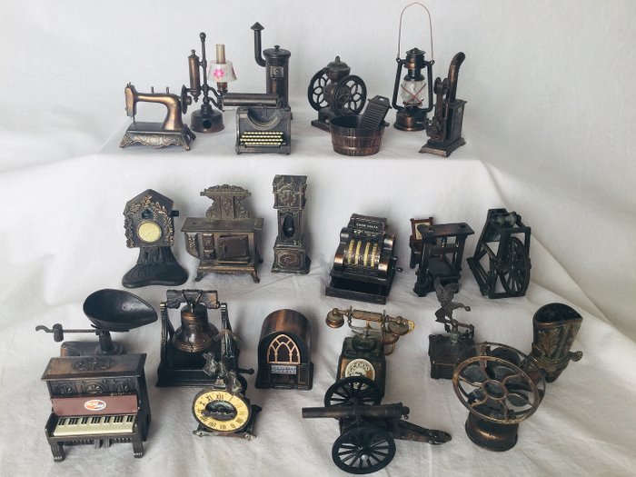 rare set of 24 point sharpeners in the form of antique miniature objects - bronze colored metal, PLAY ME, made in Spain, Hong Kong and China __ vintage ca 1970