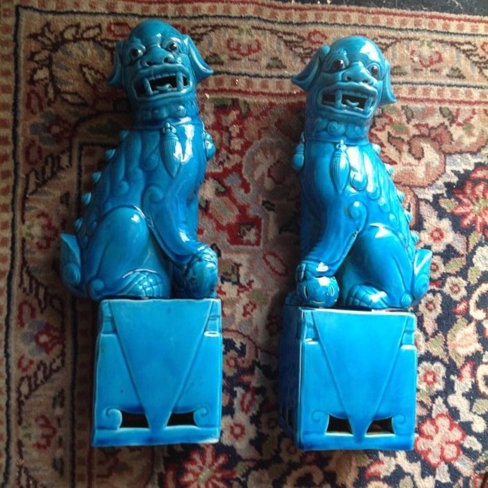 coppia di cani di pho (2) - Blu cobalto - Porcellana - Cani di Foo - Cina - metà del XX secolo