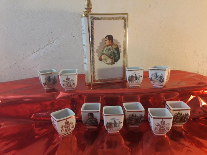 S A Porcelaine Limoges France - Gottesdienst in Cognac "Großkaiser Napoleon" - Porzellan aus Limoges