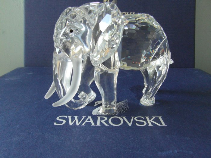 Swarovski - Jaarstuk de Olifant  - Kristal