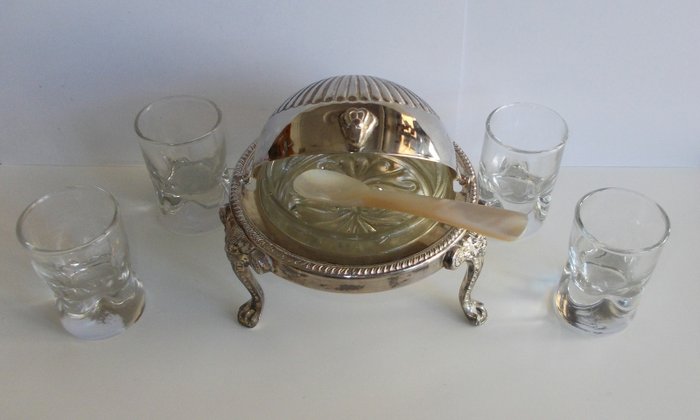 Noble Caviar Cooler / Caviar Dish - 4 Vodka shot glasses - mother-of-pearl spoon - Silver plated - U.K. - First half 20th century
