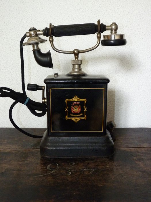 JYDSK Telefoon Aktieslskab - Telephone with bell pendulum - Metal.