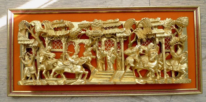 Panel of Chinese gilt carvings framed - Wood - China - Republic period (1912-1949)