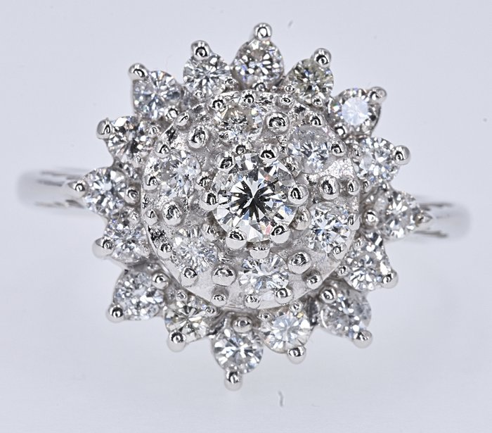 Weißgold - Ring - 0.93 ct Diamant
