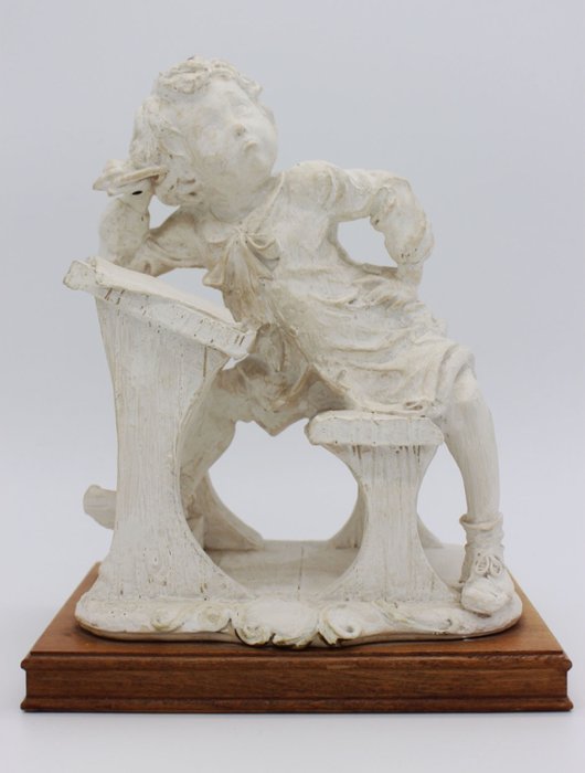 Vintage Italian statue of Bored pupil, signed A.G. - Gypsum on wood base
