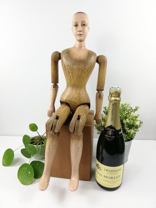 Image 2 of Onbekende maker - Mannequin - 2000-present - Belgium