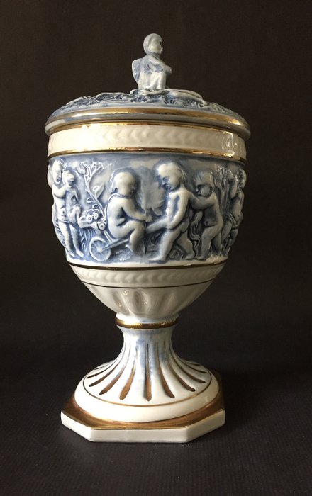 有盖子天使的罐头R. Capodimonte意大利 (1) - 瓷, 镀金