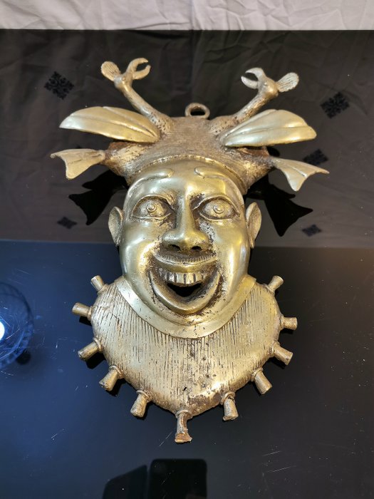 African tribal mask - Bronze - Bamun / Bamoun - Cameroon 