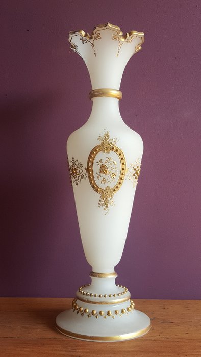 Antik Bohém Váza - Crown Top (1) - Biedermeier - Opaline üveg + arany zománc