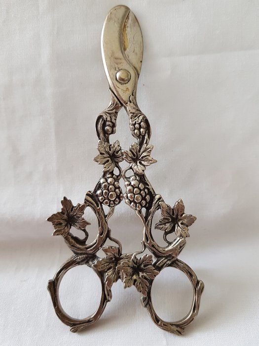 Grape scissors - .833 silver - Hollandia - Early 20th century