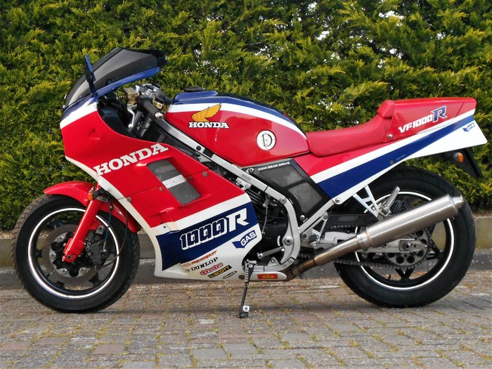 Honda - VF 1000 R - 1000 cc - 1985