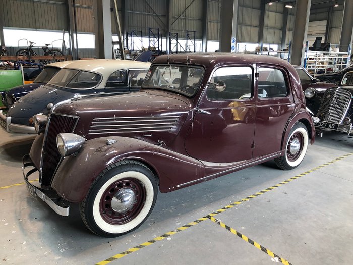 Renault - Novaquatre - 1938