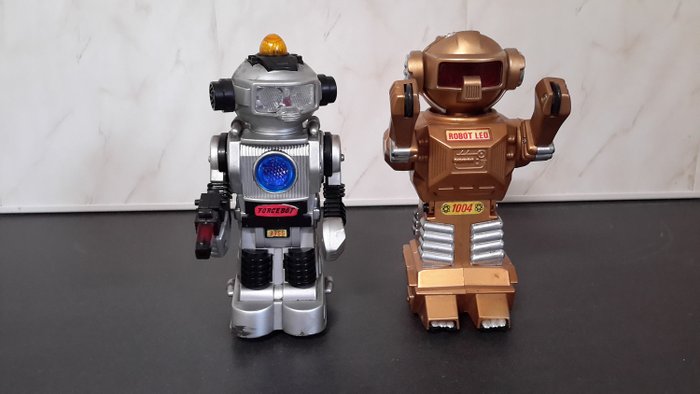 Botoy , happy kid - Roboter Forcebot , Robot Leo - 1970-1979