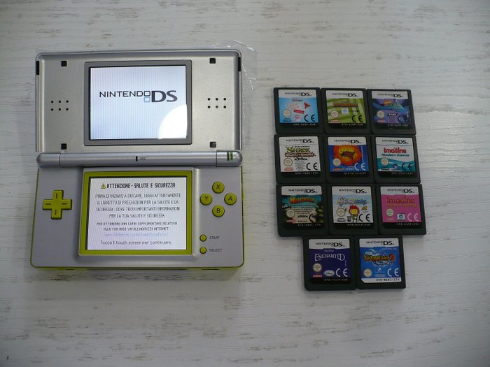 1 Nintendo Ds Lite With Custom Shell And 11 Games Console Catawiki