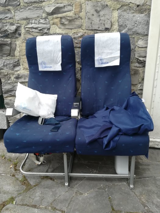 SABENA - Assento do avião com dois assentos e braços, upholstery na tela azul cheia - tecidos e aço