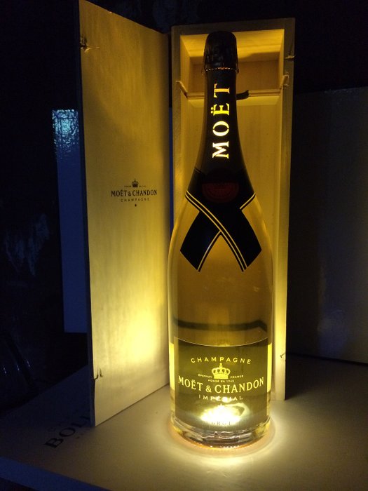 Moët & Chandon Impérial Brut, Gold Light Ltd Ed. - Champagne - 1 Double Magnum/Jeroboam (3.0L)