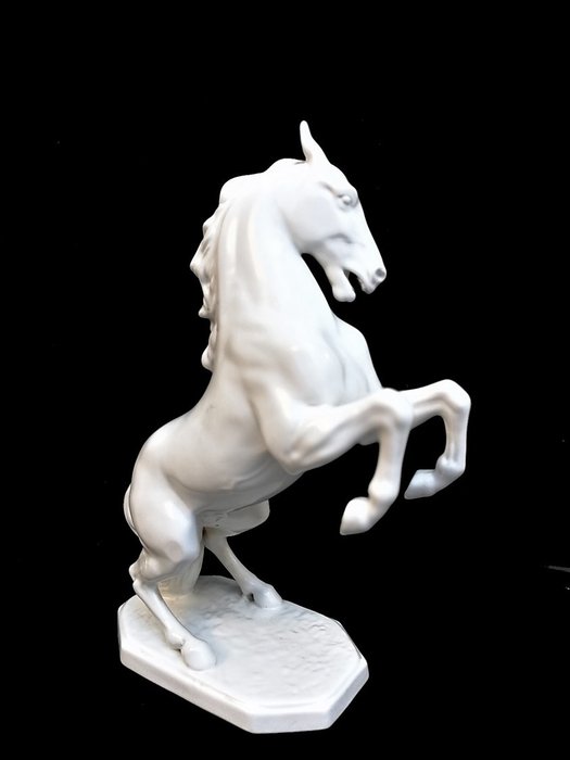 Goebel - biały koń - Porcelana