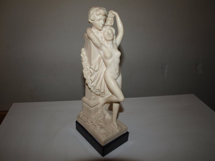 g. ruggeri - g. ruggeri - Sculpture - resin / alabaster