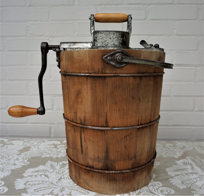 Old ice cream (crème glace) maker - Husqvarna - Steel (stainless), Wood