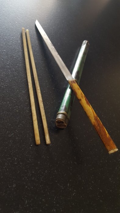 Necessary to travel knife and chopsticks SAMOURAI - Bone - China - Late 19th century