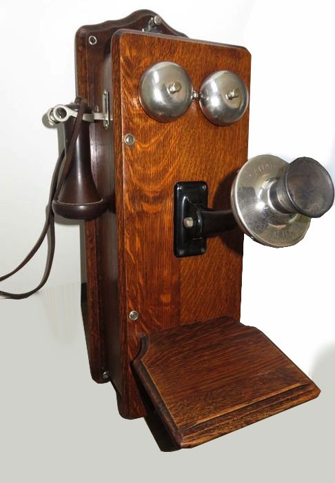 Canadian Independent Telephone Co. - Toronto  - En träväggstelefon, 1913 - trä, bakelitmetall och marmor