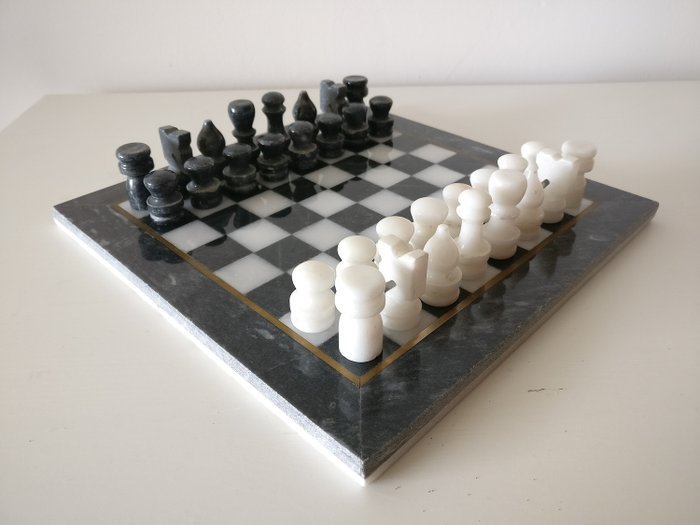 Handgemachtes Schachbrett aus Marmor - Marmor