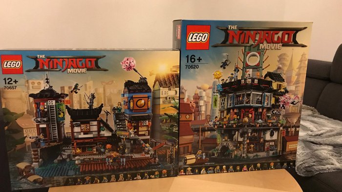 LEGO - Ninjago - 70620 et 70657 - the Ninjago city and the quays of Ninjago city