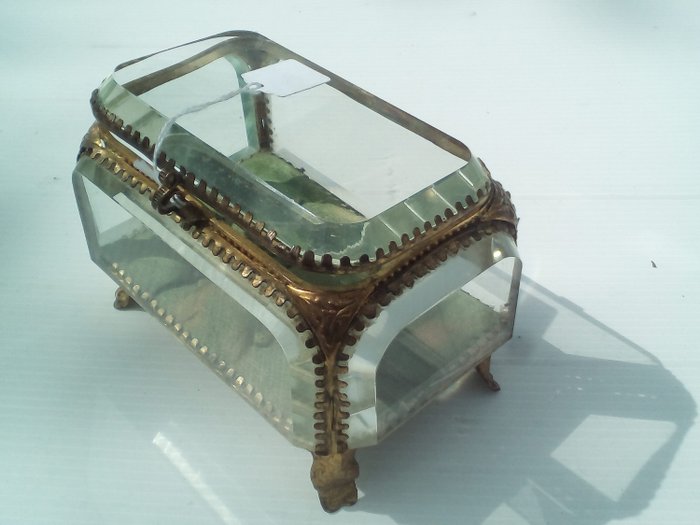 拿破崙三世珠寶盒套裝 - 黃銅玻璃晶體斜面