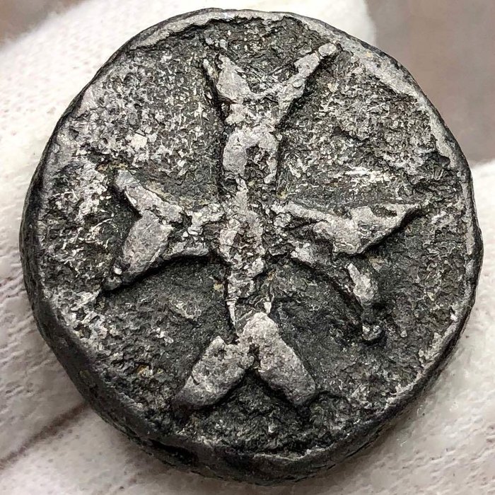 Early medieval Lead Rare Seal with a Maltese Cross and a Monogram from the reverse.