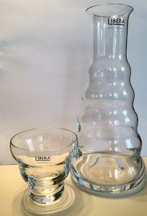 Vladimir Klein  - Libera Crystalex, Novy Bor, Czech Republic - Jarra e vidro de libera cristal - Contemporâneo - Cristal