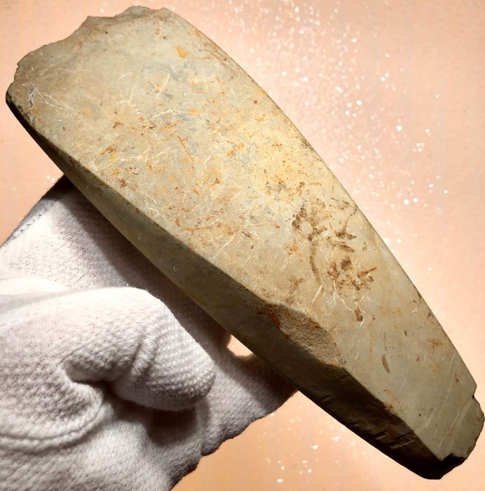 史前，新石器时代 石头 斧头/非常大的例子。