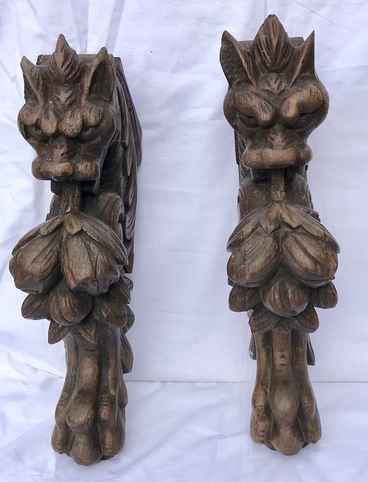 Carved Furniture Legs Griffin / Dragon, Sculpture (2) - Wood - mid 19th century