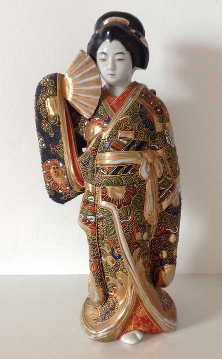 estátua - Satsuma - Porcelana - Gueixa - Japão - 1950