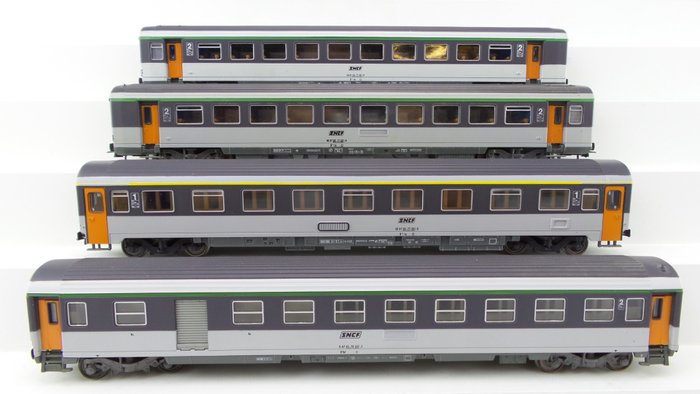 Roco H0 - 4275S/4275/4223A - Wagon osobowy - 6 wagonów ekspresowych Corail - SNCF