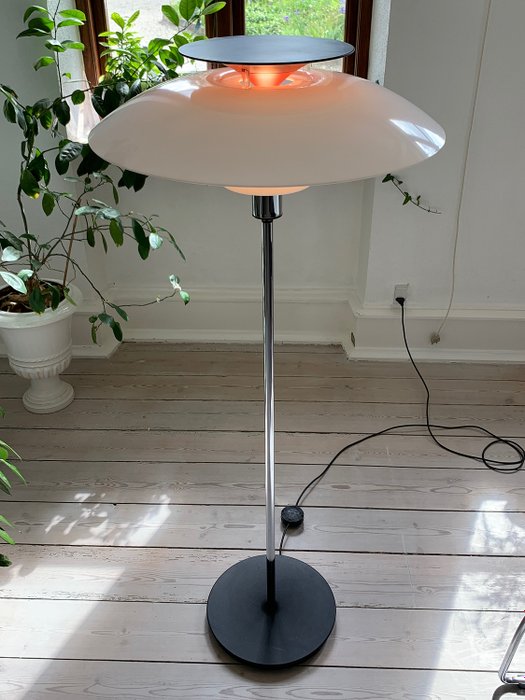 Poul Henningsen - Louis Poulsen - Floor lamp, Lamp - PH 80
