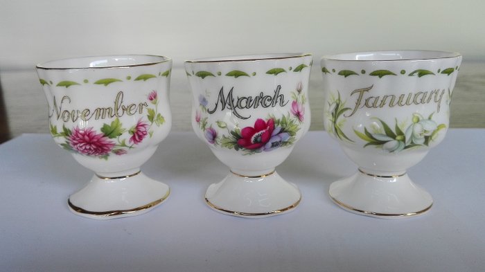 Royal Albert - "Flower of the month series" egg cups (3) - Porcelain