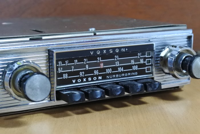 Klasyczne włoskie radio samochodowe - Voxson - Nürburgring 923  - 1965-1968