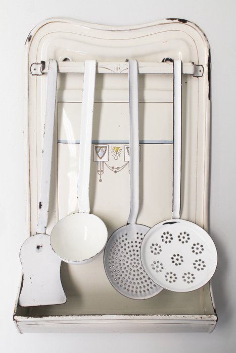 Enamel spoon plate wallboard trowel holder Art Nouveau - Art Nouveau - Enamel