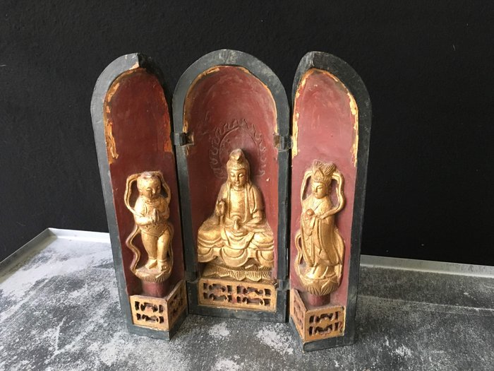 Buddhistischer Reisealtar Altar Schrein Tryptichon (1) - Holz - Buddha - China - Ende des 20. Jahrhunderts