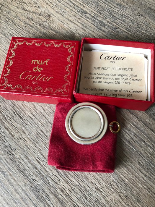 Pudełko na tabletki (1) - Srebro pr. 925 - Must de Cartier - Francja - XXI wiek